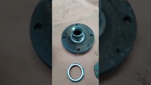 Как снять внутреннюю обойму ступичного подшипника.