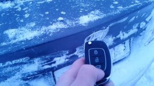 Видео: Как открыть багажник без ключа в Hyundai Solaris?