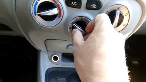 ПДД. Обзор управления автомобилем  внутри.