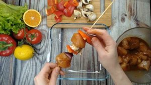 Шашлычки в духовке курица с овощами на шпажках