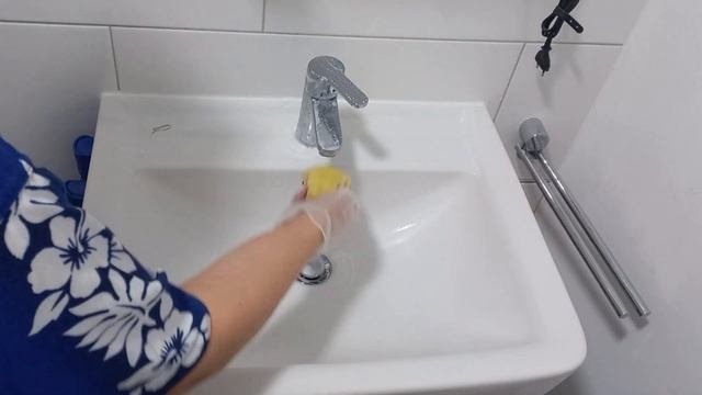 Смешайте соль с зубной пастой и ЧТО ПРОИЗОЙДЕТ ? , Вы удивитесь (Потрясающе). Вот это способ !