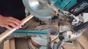 Makita Cordless 40V XGT Compound Mitar Saw LS002G