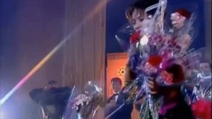 Зажигательная танцевальная песня: "Кургим келар" - Насиба Абдуллаева  (Nəsibə Abdullayeva)