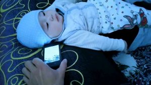 Азан успокаивает ребенка МашАллах