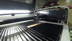 Первый запуск лазерного станка ЧПУ Kimian.