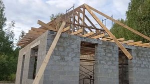 Любителям вальмовой кровли, посвящается.... Вальмовая кровля из ферм.