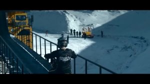 Новый рекорд в мире FMX  прыжок на самый большой в мире движущийся грузовик БелАЗ 1