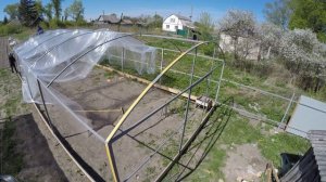 Теплица комбинированная / Пленка + поликарбонат / Накрываем пленкой
