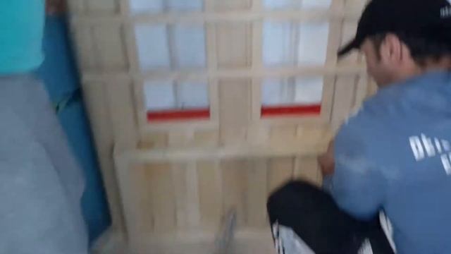 ИК-сауна ИНОЙ НОЙ. 9 - Установка и крепление левой части задней стены. смотреть онлайн