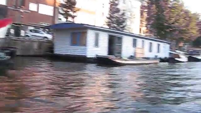 Нидерланды.Экскурсия по каналам Амстердама.