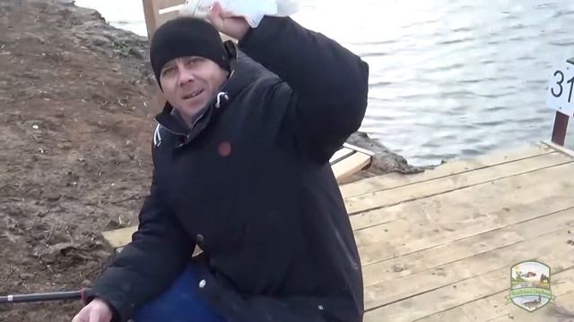 Зимняя форелевая рыбалка в Красноселке, "Академия Отдыха". Видео-отчет 11-16.12.2017 смотреть онлайн