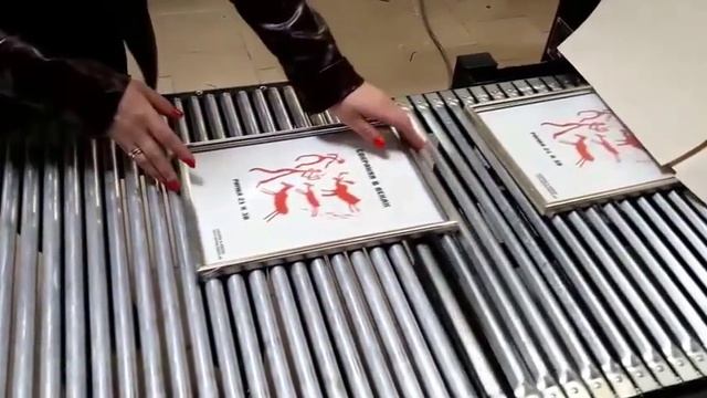 Упаковка фоторамок в ПОФ пленку в автоматическом режиме смотреть онлайн