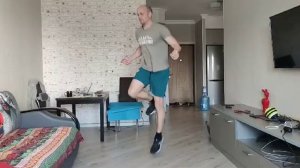 Прыжки на одной ноге в отскок — копия