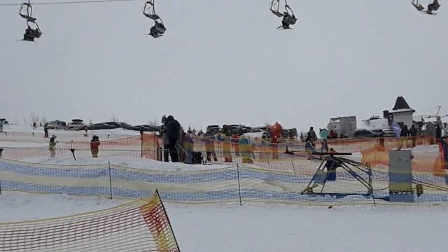Буковель/Инструктор SKI SCHOOL/Переходим на взрослый  подъёмник смотреть онлайн