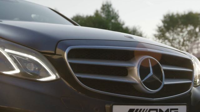 Mercedes-Benz E400 AMG Line W212R by P.D. Performance смотреть онлайн