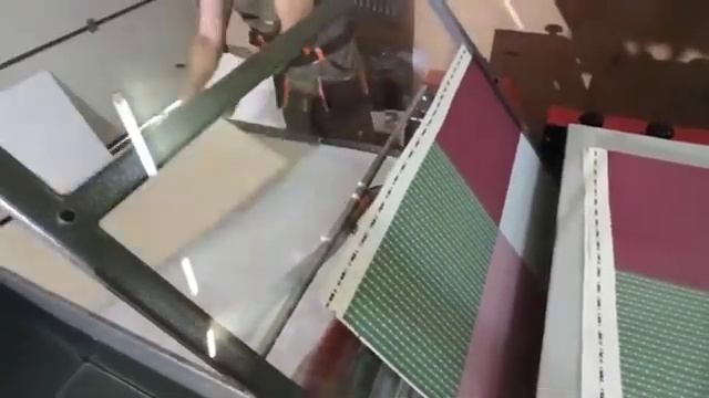 ПОЛУАВТОМАТИЧЕСКАЯ КАШИРОВАЛЬНАЯ МАШИНА RED BOND B1: каппа+лайнер. Тестирование на нашем складе смотреть онлайн