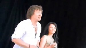 Сергей Вольный порвал грелку на Юрмала Шансон 2015