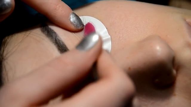 КАК ЗАДАТЬ ПРАВИЛЬНОЕ НАПРАВЛЕНИЕ РЕСНИЦ  Помощь новичкам в наращивание ресниц  ВИДЕО УРОК