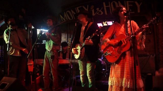 Любила меня мать смотреть онлайн