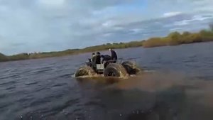 Вездеход на шинах низкого давления плавающий