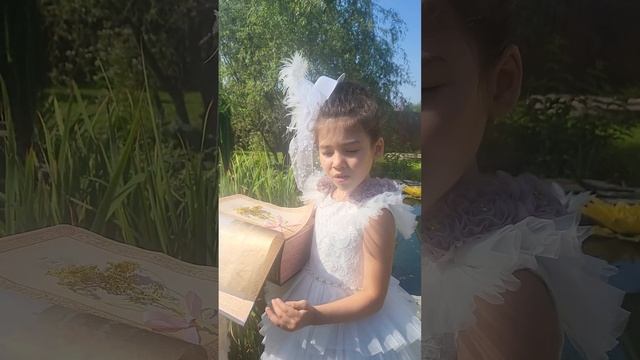 Тимофеева Агния,  юная актриса, г. Зеленодольск,  Стихотворение А.  С. Пушкина "Цветок "