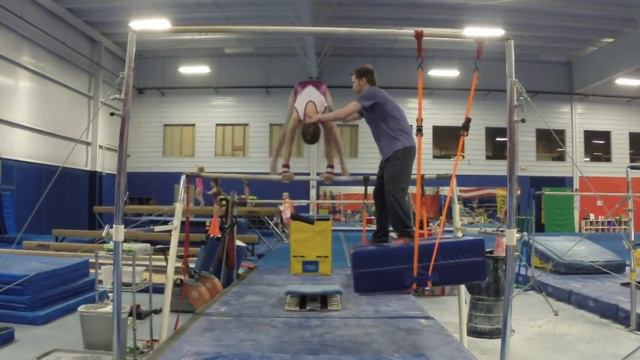Mini Tips & Tricks #8: Spotting Handstands from Straddle Kips