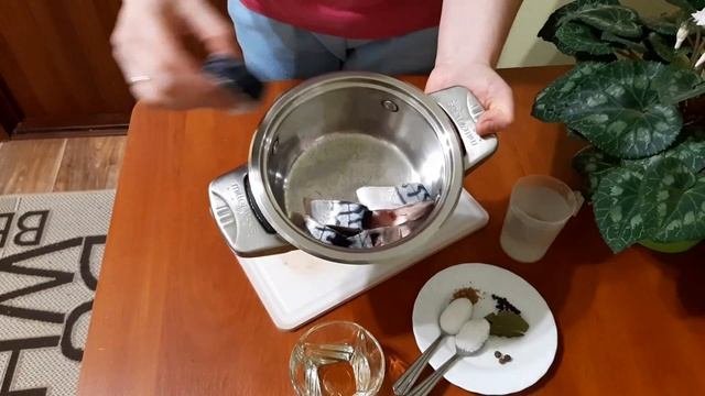 Скумбрия как КОНСЕРВА. Как дома приготовить скумбрию интересным способом.