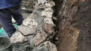 Строим гараж из  столетнего камня и газосиликатного блока