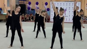 Показательные номера спортивного клуба «Prima» по эстетической гимнастике