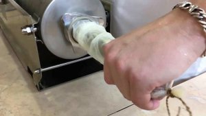 Чесночная колбаса в духовке за один день