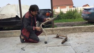 Меняем гнилое на старое)) замена горловины бензобака Тойота РАВ 4, 2 часть