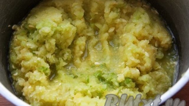Аджика из кабачков с томатной пастой на зиму
