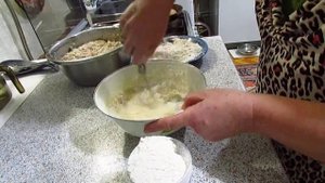 ПЕЧЕНЬЕ НА СМАЛЬЦЕ С ОРЕХАМИ И КУНЖУТОМ.
