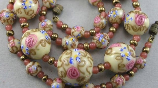 Murano Glass,  Jewelleries and Beads ? #muranoglass #muranobeads #venice #italy