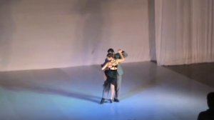 TANGO - Profs° Tcharles Bianco e Amanda Bianco.wmv