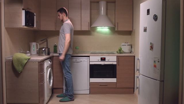 Как переставить тяжёлый предмет с места на место?