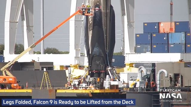 How SpaceX Recovers Falcon 9 after Drone Ship Landings - Port Canaveral Recovery Operations смотреть онлайн