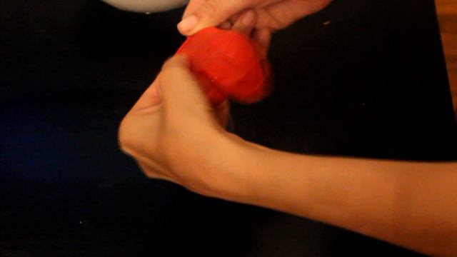 DIY МЯЧ АНТИСТРЕСС. РАДИМ ИГРАЕТ С МЯЧОМ АНТИСТРЕСС смотреть онлайн