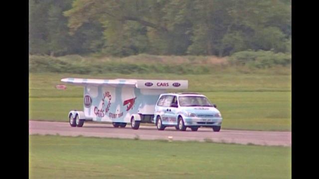 RAFA Shoreham Airshow 2000 - Kia Cars Aerobatic Stunt Team смотреть онлайн