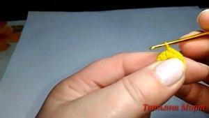 Как связать пуговку или яггодку  крючком.Урок 36 .Вязание крючком для начинающих.