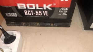 Пуско зарядное устройство Вымпел 70 и аккумулятор BOLK . Не удачная зарядка , не делайте так .