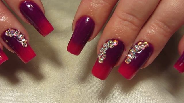 Омбре Неоновые пигменты Swarovski смотреть онлайн