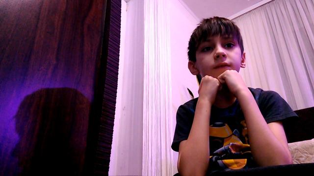 я не смогу завтра сделать видео ребята и пожалуйста напишите комментарий хоть на адном видео смотреть онлайн