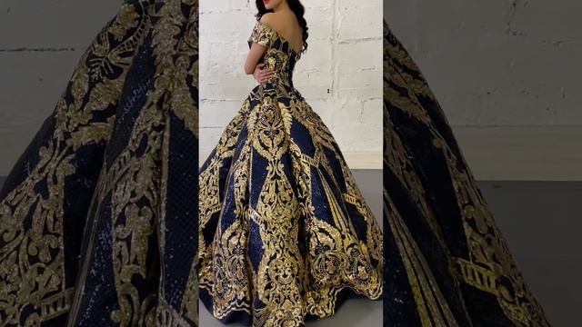 Королевское синее платье в пайетку с золотым принтом. На корсете и шнуровке! Кринолин на молнии! Мск смотреть онлайн