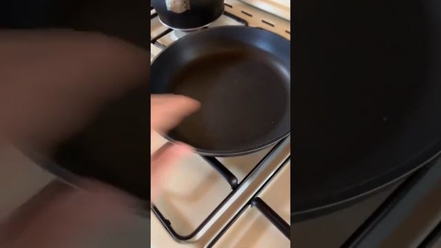 Лепешки на кефире с дрожжами.