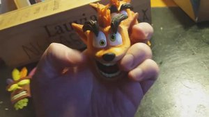 Обзор  фигурки   Crash  Bandicoot  fit   Acu acu 2020