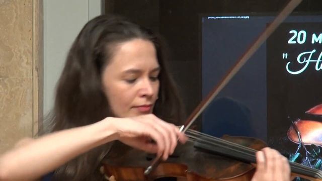 Наталья ШАПОВАЛОВА (скрипка) - "ЧАРДАШ" (Витторио Монти) смотреть онлайн