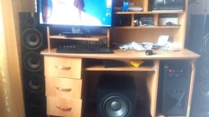 Напольные колонки Ultimate SYM3