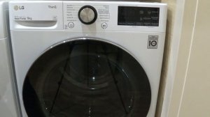 Suszarka LG RC90V9AV2Q vs Bosch WTX87KH0PL podstawowe różnice i podobieństwa