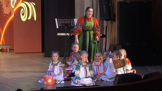 Анастасия Ермакова - Ансамбль "Младушка" - Русские ложки